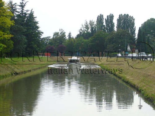 Navigazione sulla Riviera del Brenta